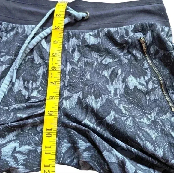 Athletes Trekkie North Joggers Ethereal Bloom Blue High Waisted Women's size 6 - Picture 14 of 15